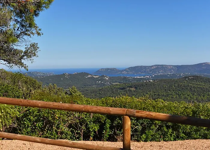 Du Maquis Village de vacances Porto-Vecchio (Corsica)