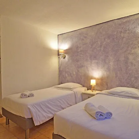Du Maquis 2* Porto Vecchio