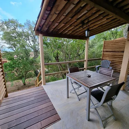 Du Maquis База відпочинку 2*