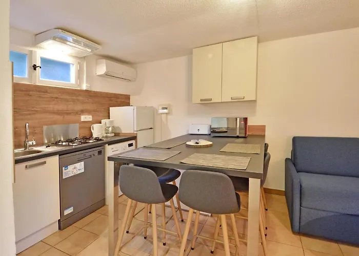 منتزه العطل Du Maquis 2*