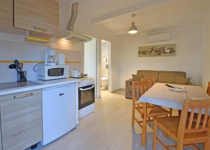 منتزه العطل Du Maquis