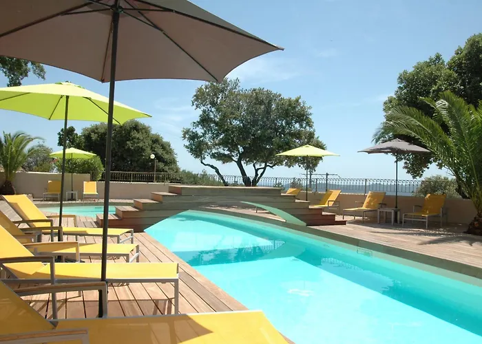 Du Maquis Parco vacanze 2*