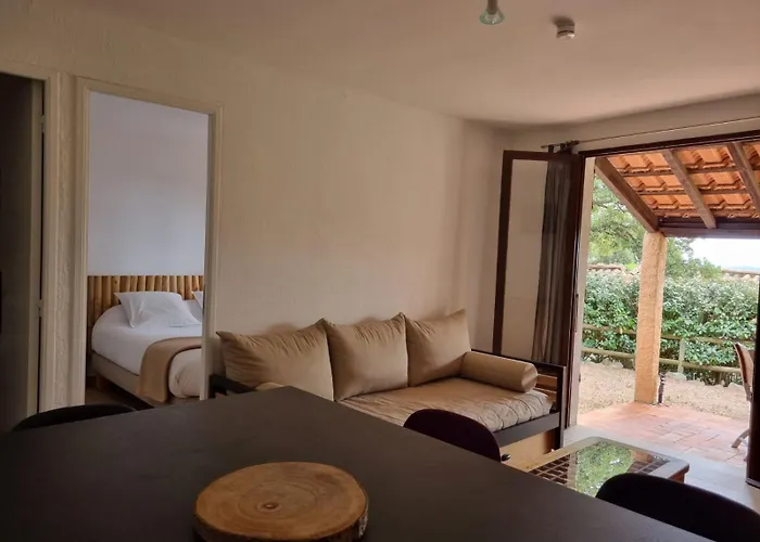 منتزه العطل Du Maquis