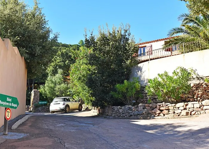 Du Maquis منتزه العطل 2*